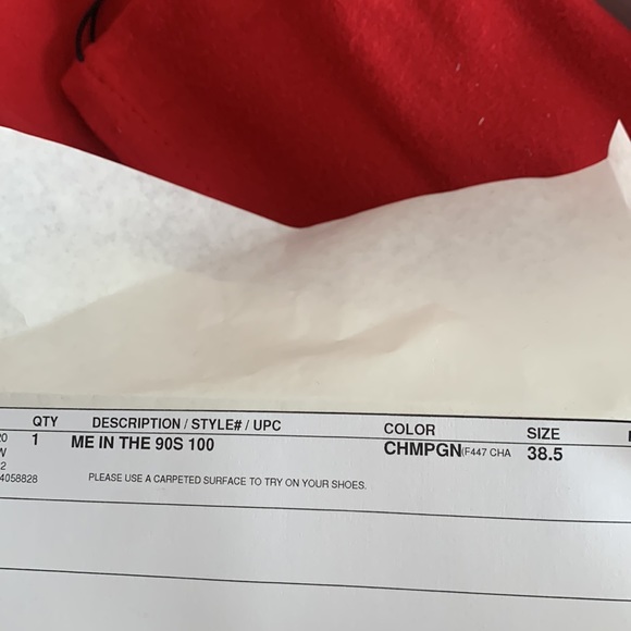 Christian Louboutin Me in the 90’s in champagne - Picture 8 of 8